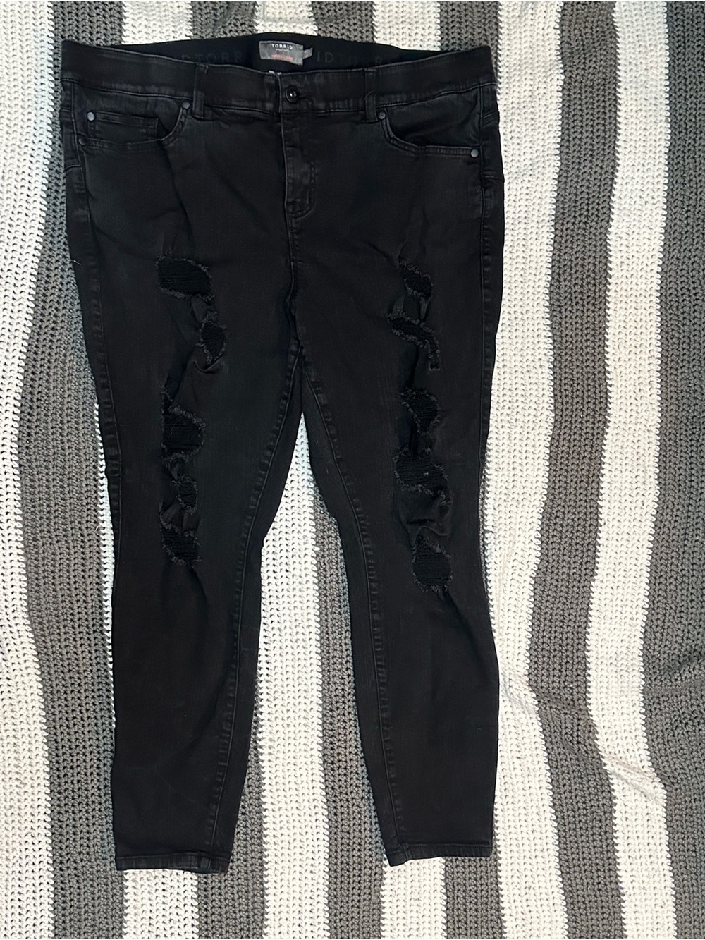torrid Black Ripped Skinny Jeans